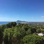 Luxury Apartment With Ac, On A Hill With A Sea View