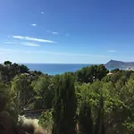 Luxury Apartment With Ac, On A Hill With A Sea View