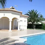 025 Villa California