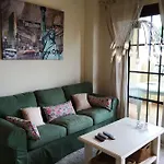 Delightful Apartment On The Costa Blanca With Pool And Sea Views, 100M
