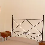 062 Villa Almendros