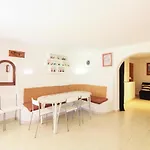 Villa Maryvilla 1201