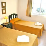 Palm Beach, 2 Dormitorios, Playa 50M, By Bookindenia