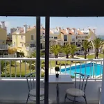 Estudio Junto Al Mar