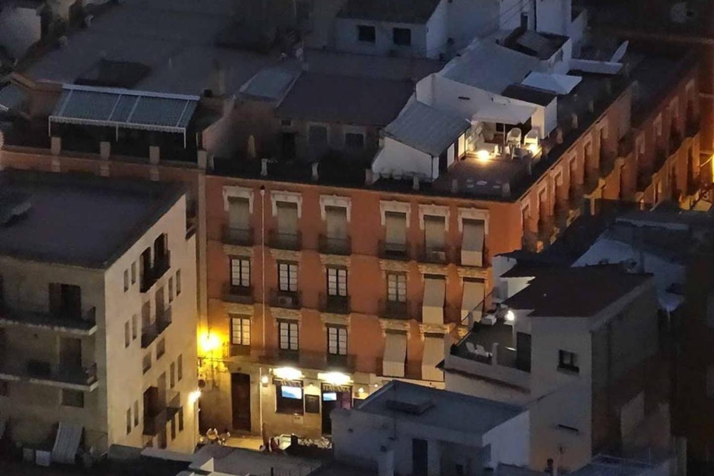 Fabuloso Atico En Calle San Isidro