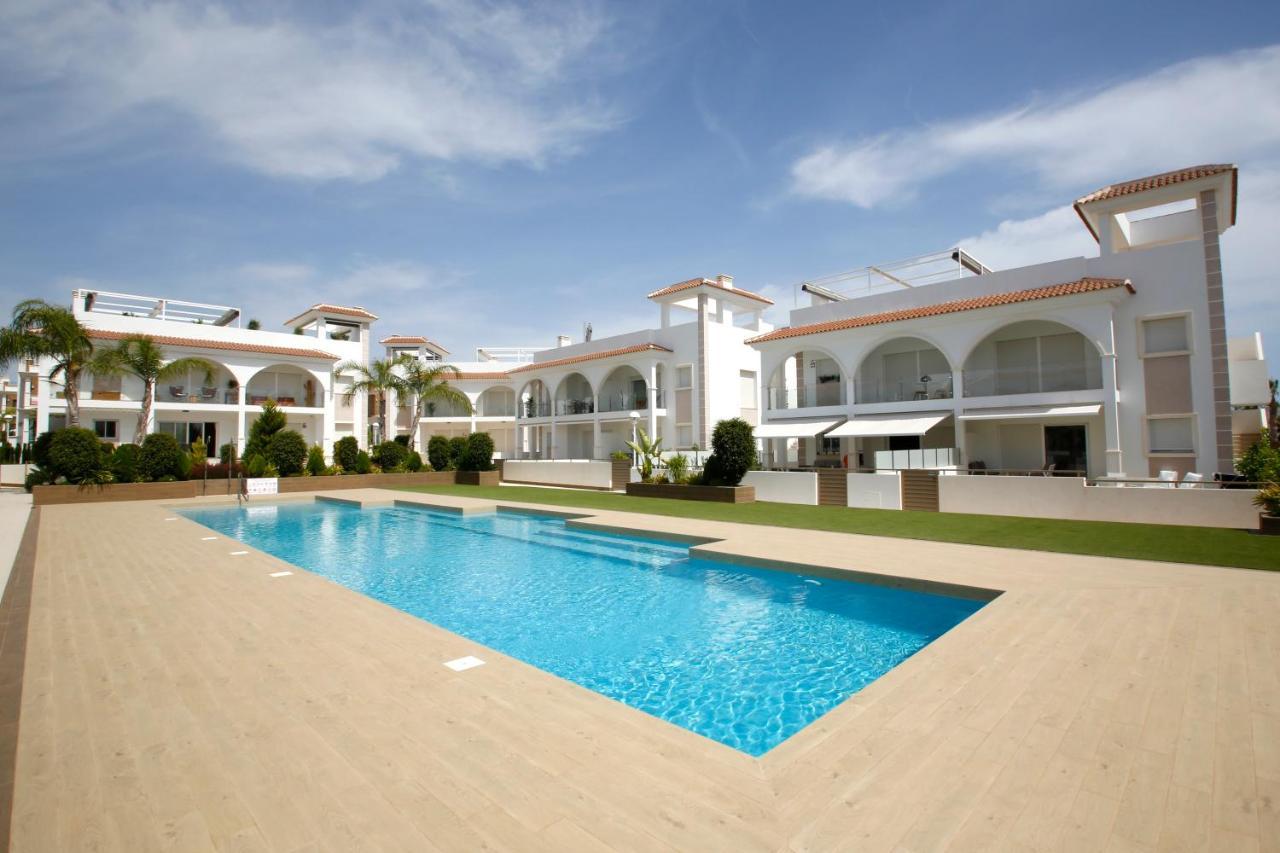 Fortuna 44 - Ac, Pool And Roof Terrace Apartment *