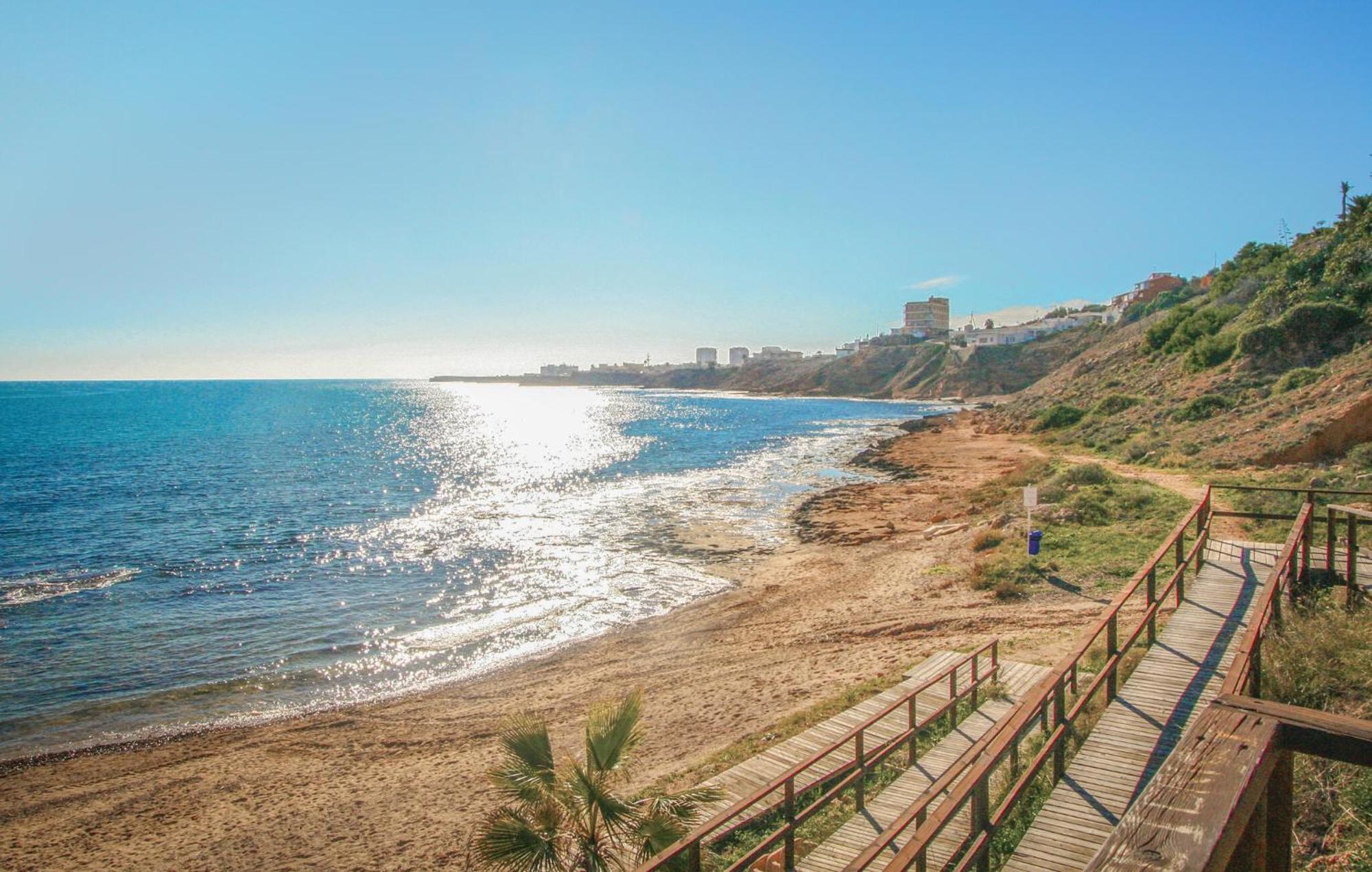 2 Bedroom Amazing In Miramar *