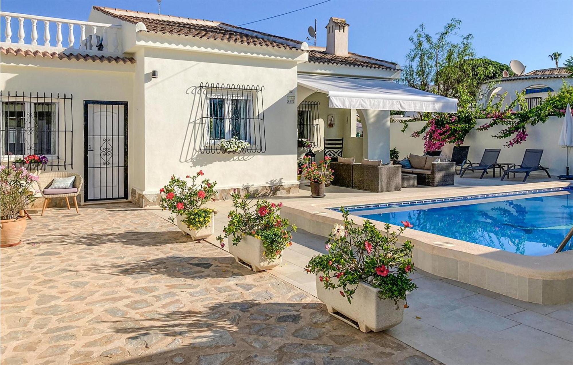 Awesome In El Chaparral With Kitchen Holiday home