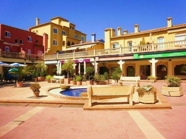 Apartment Calle Saint Tropez
