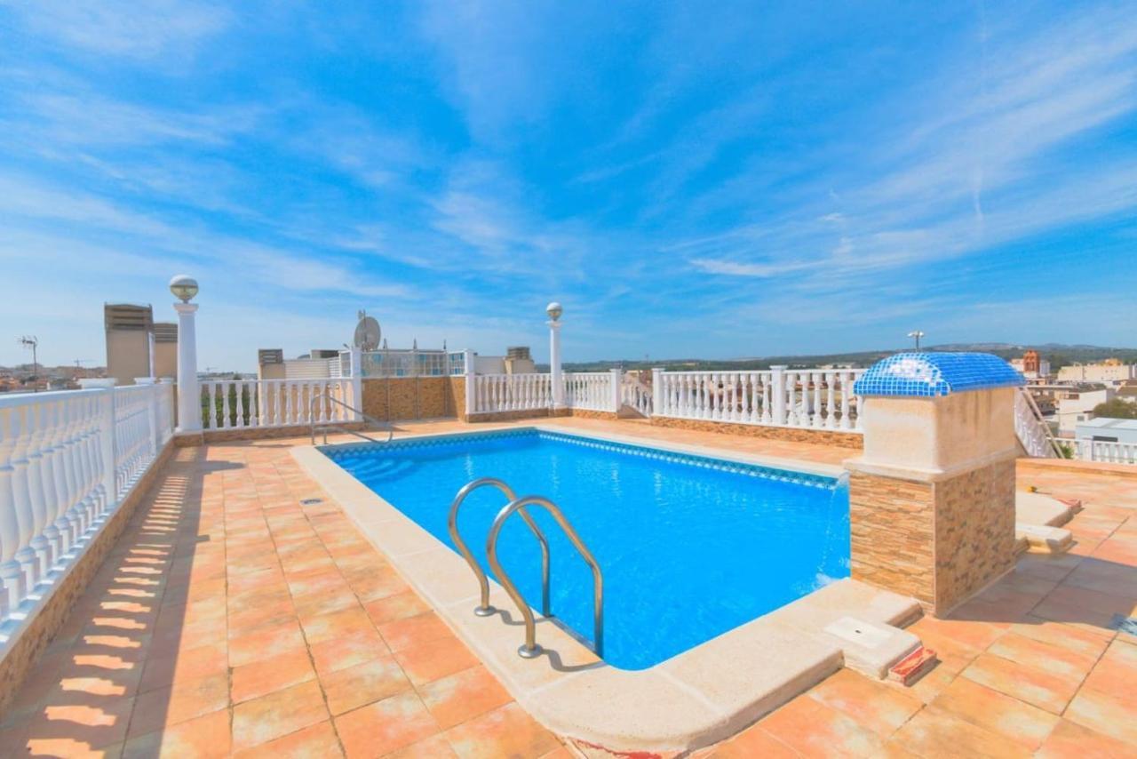 2-bed With Rooftop Pool Appartement