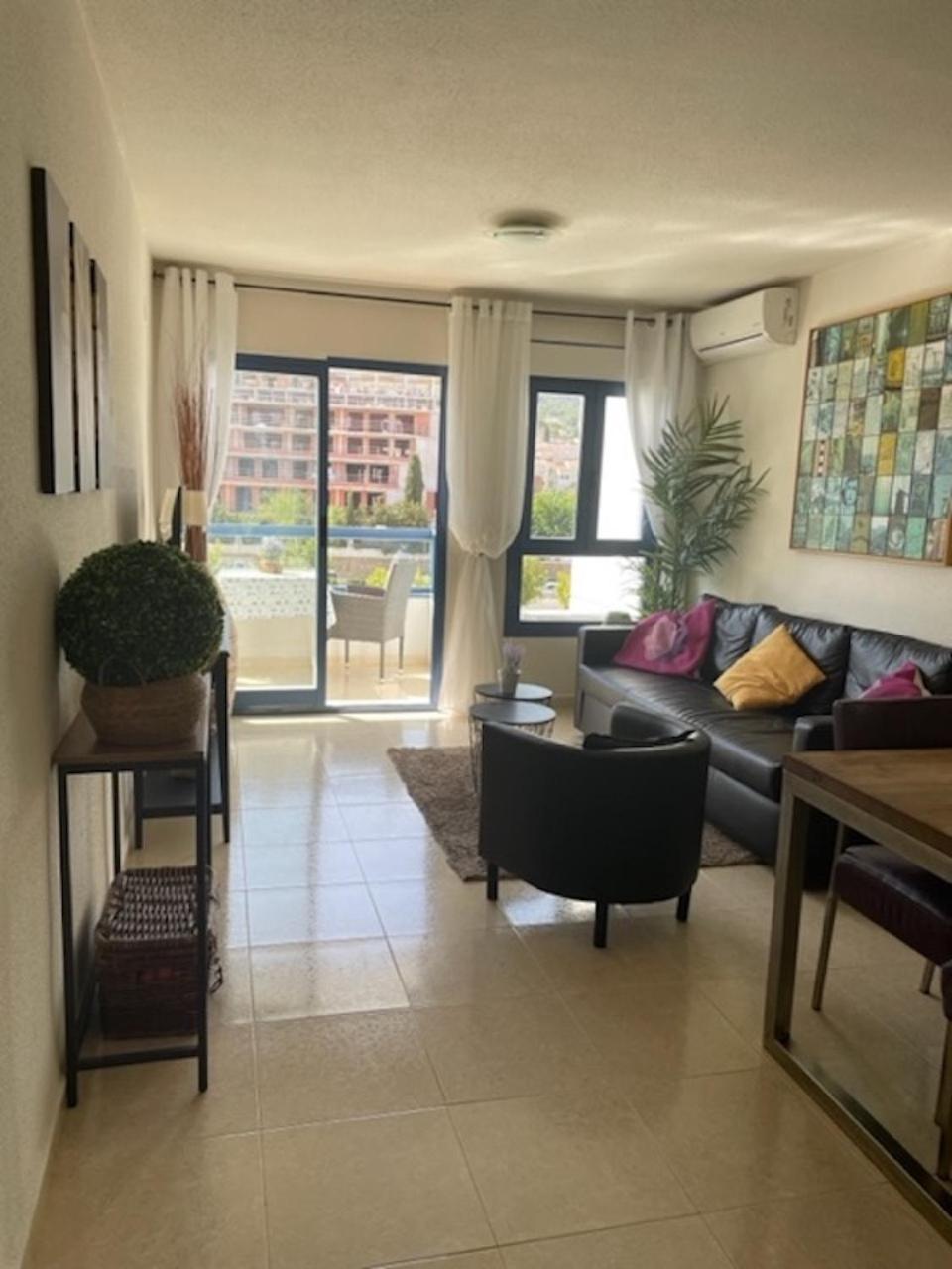South Facing 2 Bedroom In Centre Albir * El Albir