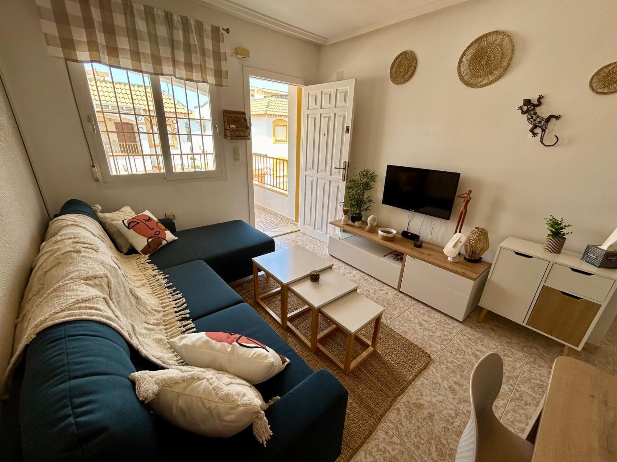 Atico De Naciones Apartment